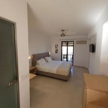 Апартаменты Boomerang Sea View Планос