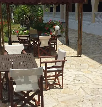 Boomerang Sea View And Apartment Plános