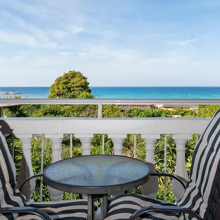 Boomerang Sea View Lejlighed *