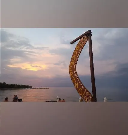 Boomerang Sea View Apartment *