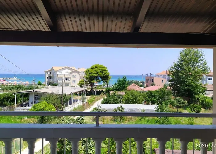 Boomerang Sea View And 아파트