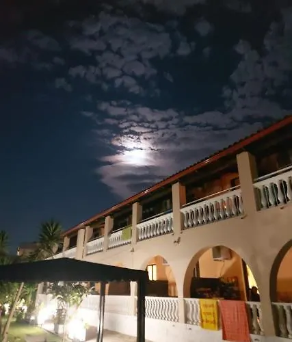 아파트 Boomerang Sea View And *